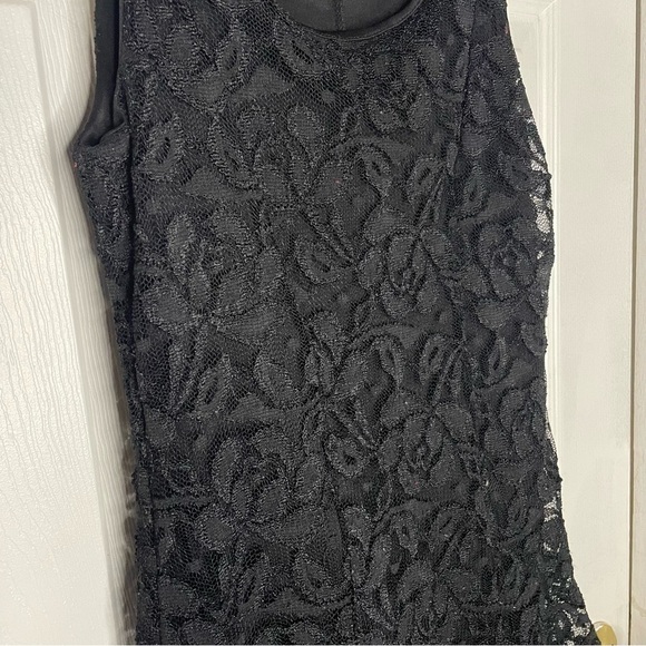 ⭐️(M/L) dulcie black lace sleeveless dress - Picture 4 of 4